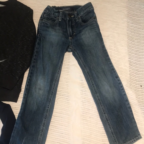 BUNDLE!!•BUNDLE!!•BUNDLE!!• 4 Shirts with 2 Jeans - Picture 7 of 7